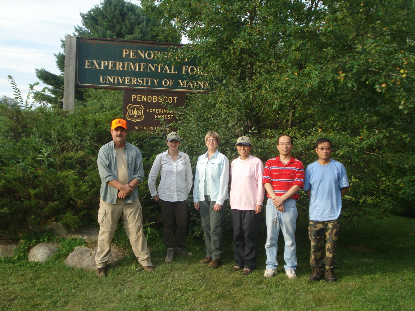 The Penobscot team. From left to right, Jon Ranson, Sylvia Cordero-Sancho, Kathleen Bergen, Wenge Ni-Meister, Yong Wang, Guoqing Sun. Not pictured: Ross Nelson, Jeremy Rubio, Zhiu Zhang, Paul Montesano.
