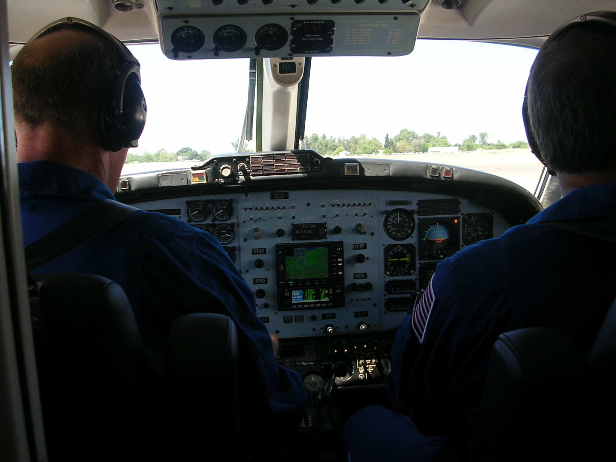 Taxing on the SMF runway, ready for takeoff. The preamble to a fab flight.