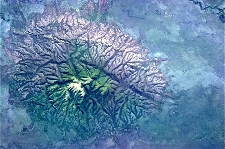 BHm4u6oCEAILfJ5.jpg_large