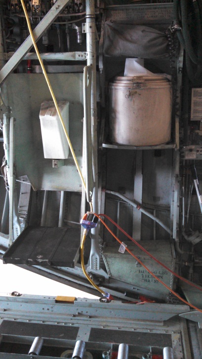 Antenna and receiver connected