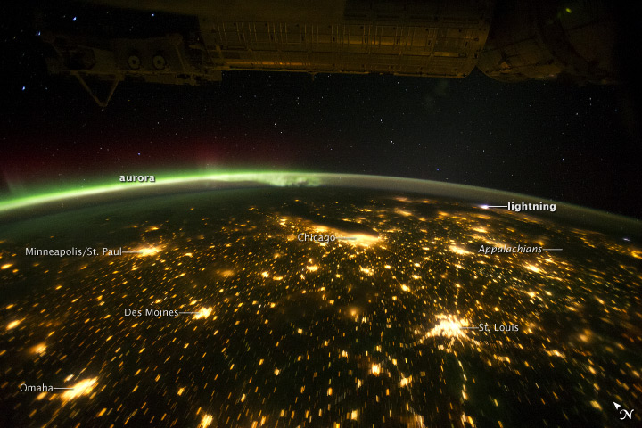 ISS029-E-012564 (Aurora, 2011)
