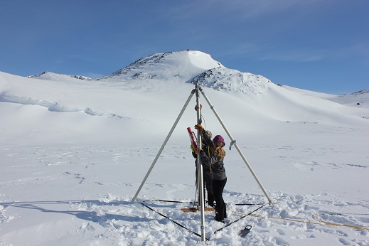 Kip and Olivia testing the hydrology equipment to penetrate through the ice into the water.