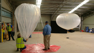 Balloon display set up
