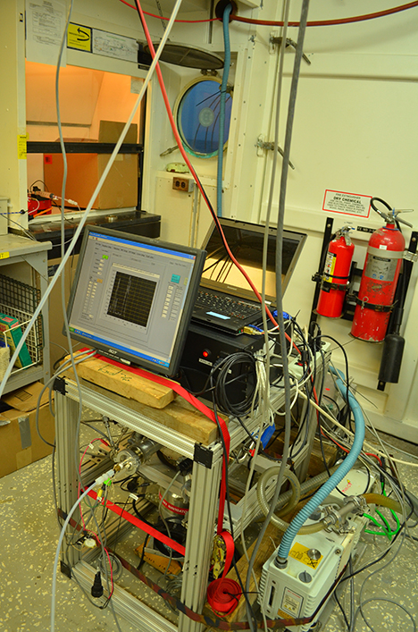 Mass spectrometer used to measure the chemical composition of aerosols. Photo: Jack Porter