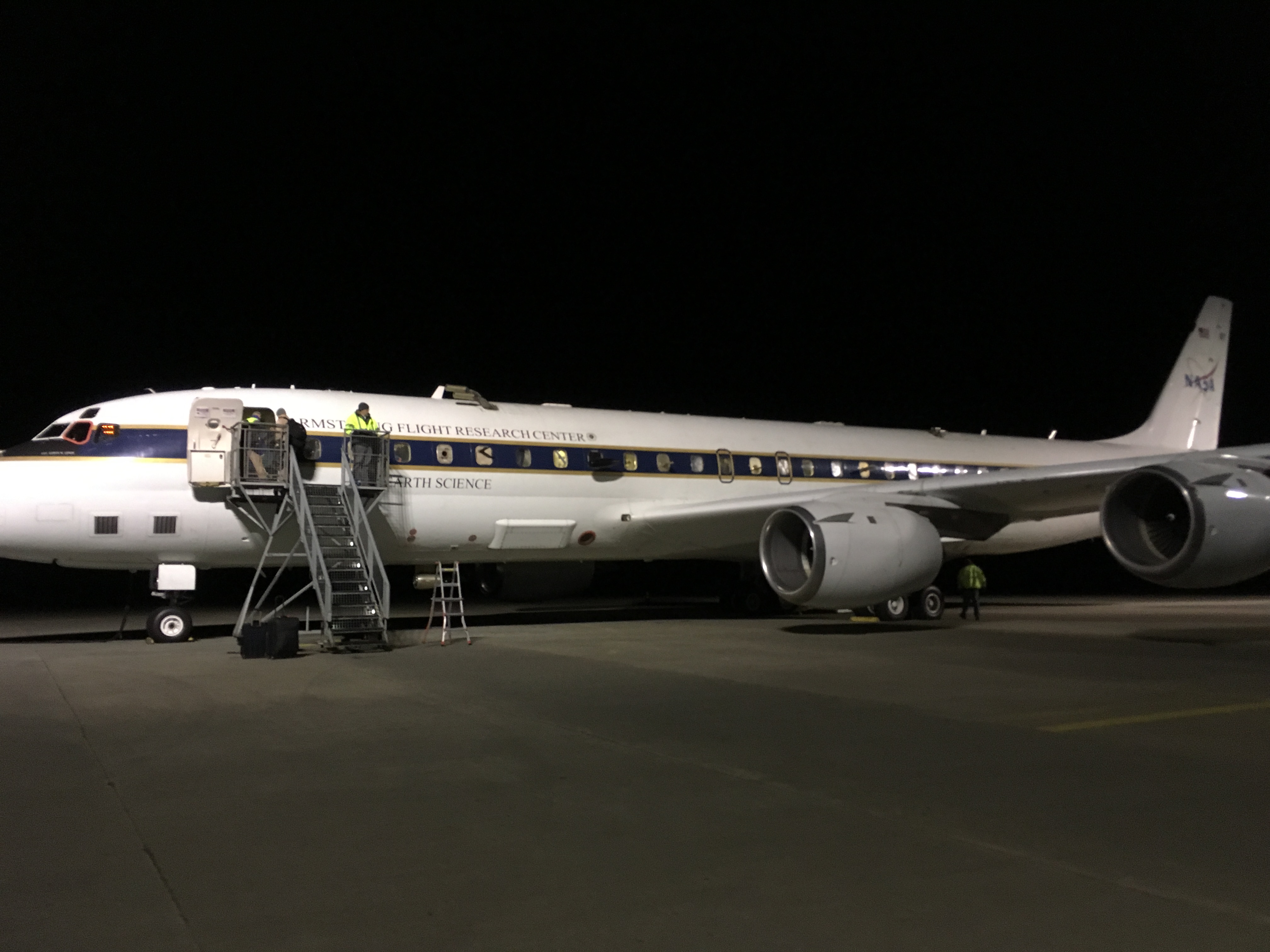 Preparing to leave Punta Arenas, Chile in the dark. Flying into the sunrise. Photo by Róisín Commane