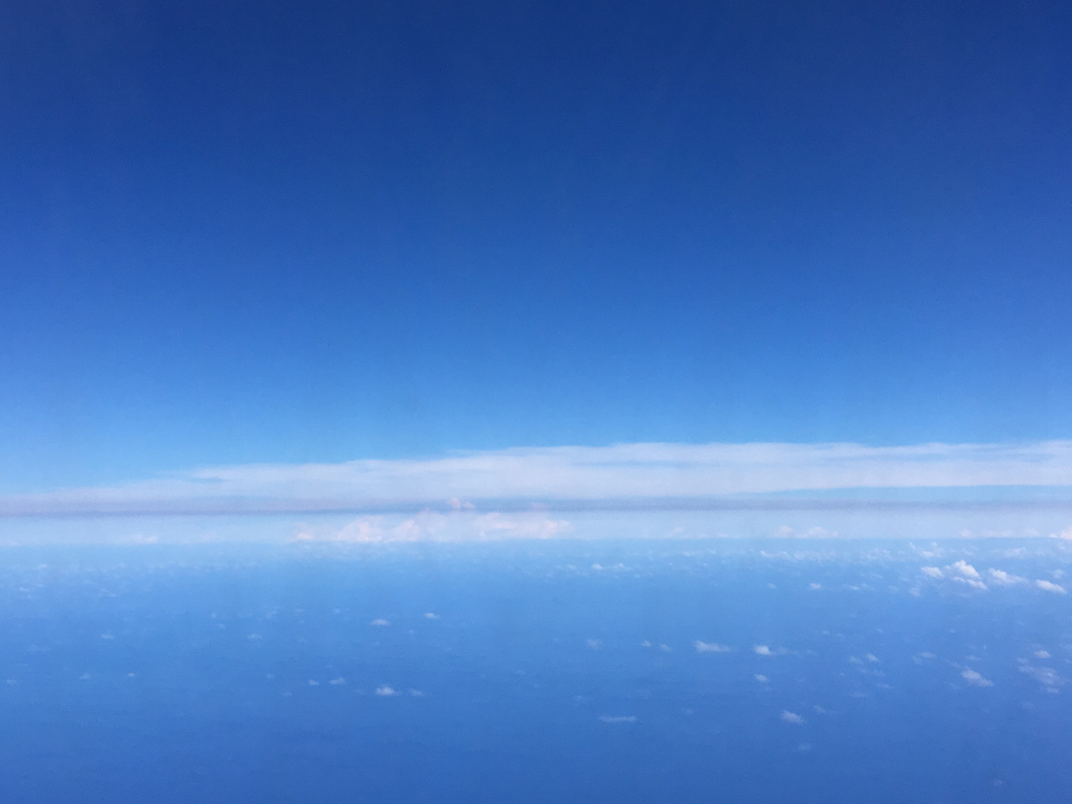 Pollution layers over the Pacific ocean. Photo by Róisín Commane
