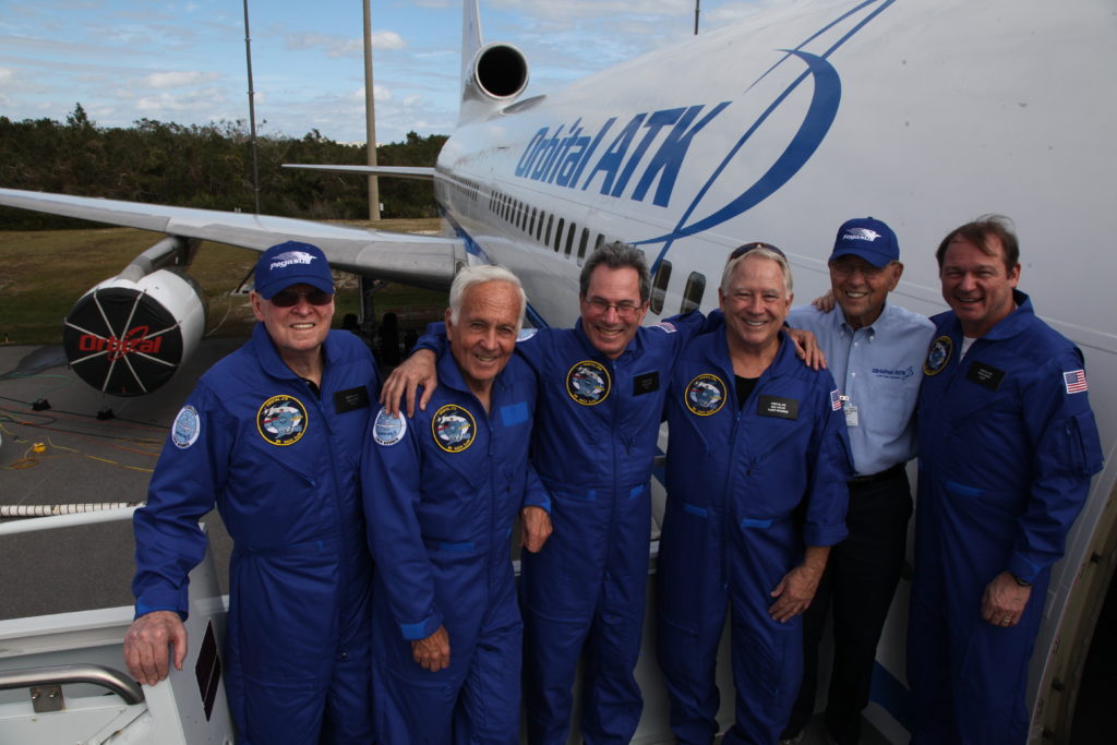 The Orbital ATK Stargazer L-1011 flight crew. 