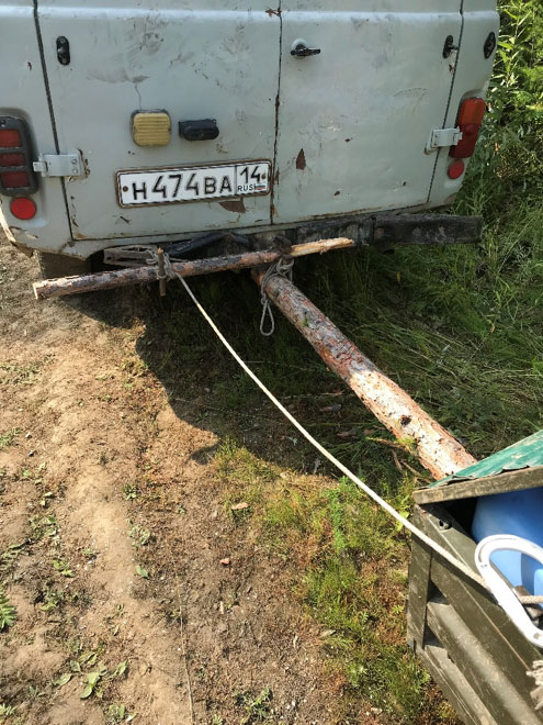 The NASA DC8 Flying Laboratory in Kangerlussuaq, Greenland. Inset: Our flight paths during ATom-1. We overnighted in 11 different time zones at 10 sites (one clock shift) in 23 days, covering 65,000 km (40,500 mi, equal to 1.6 times around the earth). We made 160 vertical soundings, and measured more than 300 chemical and aerosol parameters.