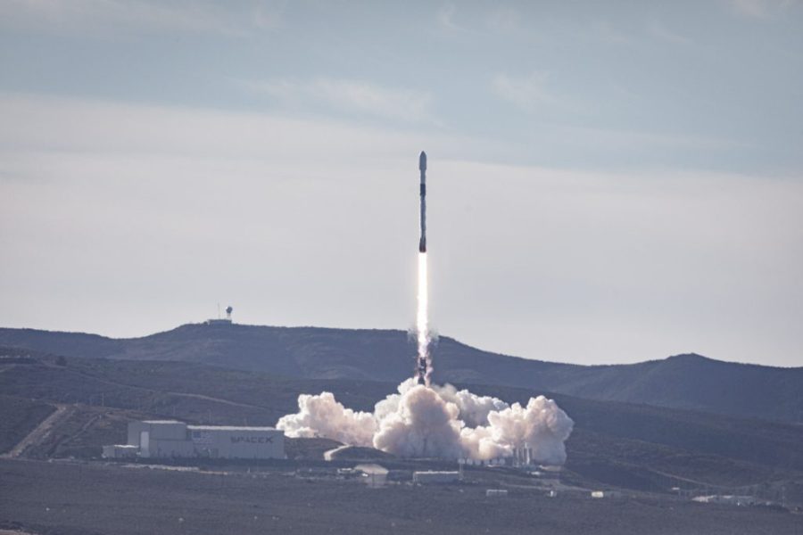 The SpaceX Falcon 9 rocket launches on Nov. 21, 2020, with the Sentine-6 Michael Freilich satellite.