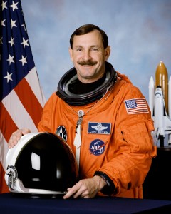 Astronaut Curtis Brown's official portrait.