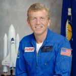 Official astronaut portrait of Loren Shriver.