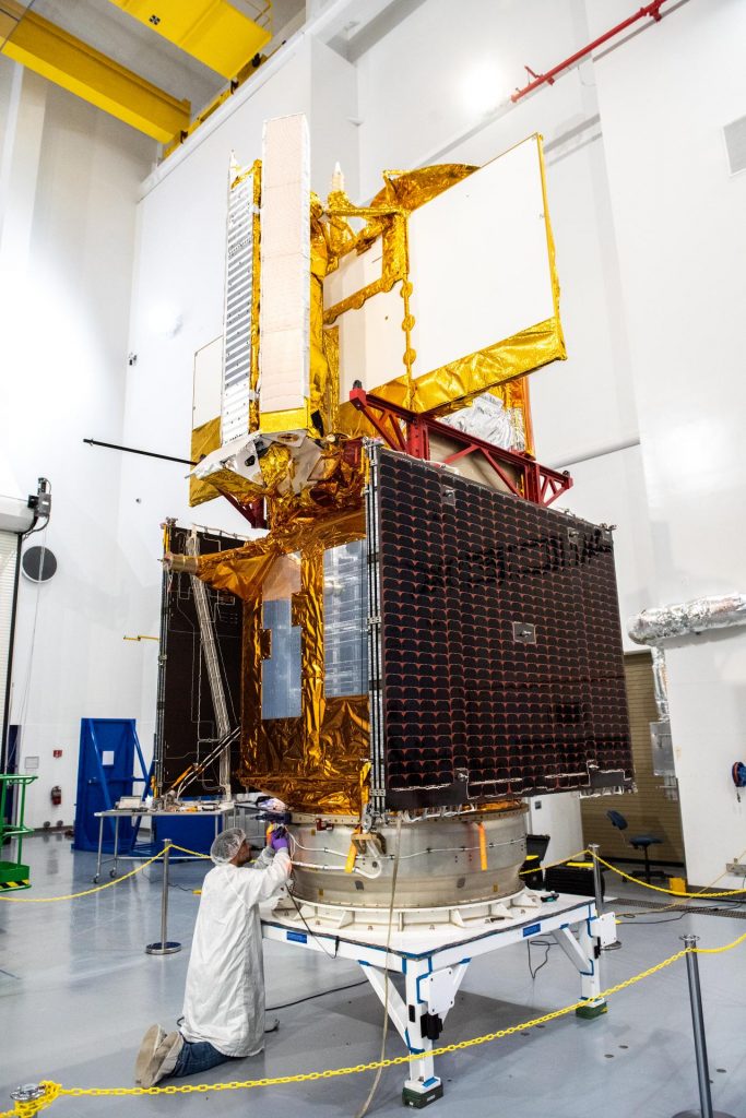 
			Flight Readiness Review Complete, SWOT Satellite Secured in Payload Fairing - NASA Science			