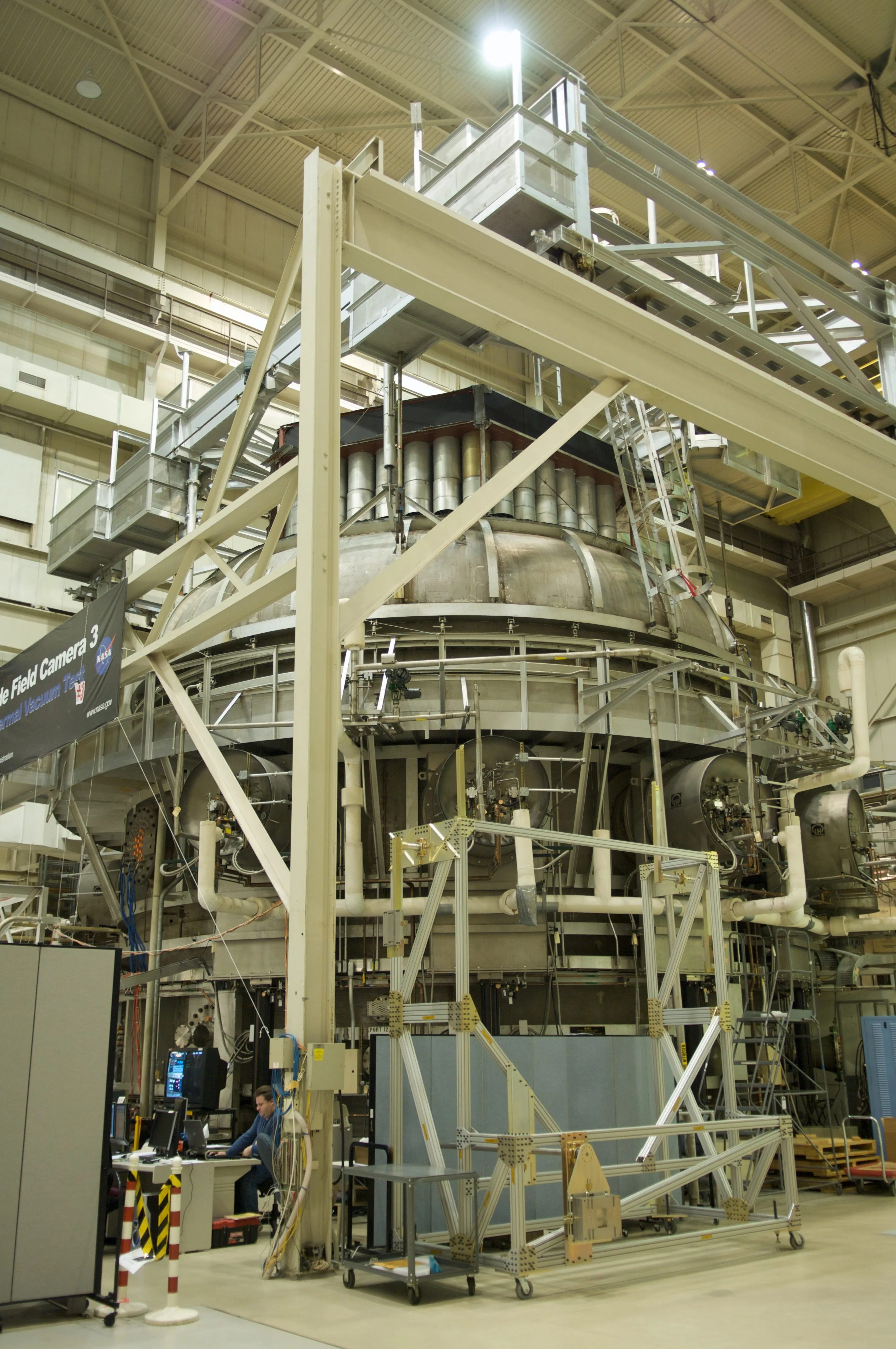 Photo of the Goddard Thermal Vacuum Chamber