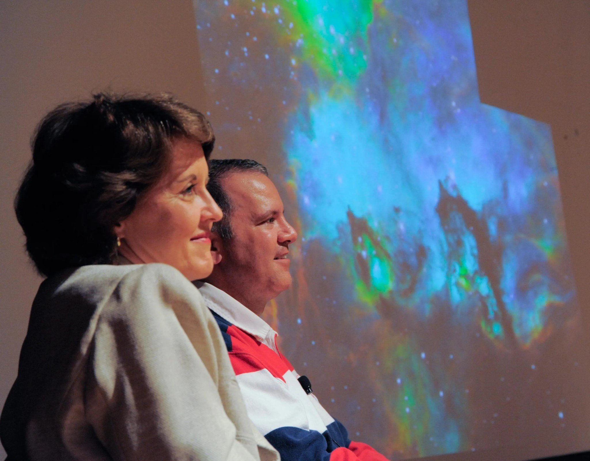 Astronauts Kathryn Thornton and Paul Richards