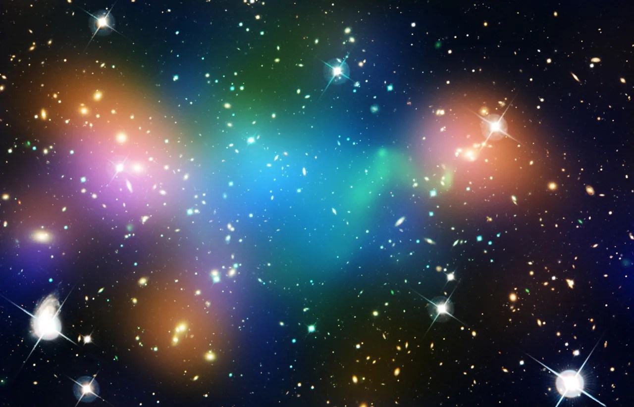 Merging galaxy cluster abell 520