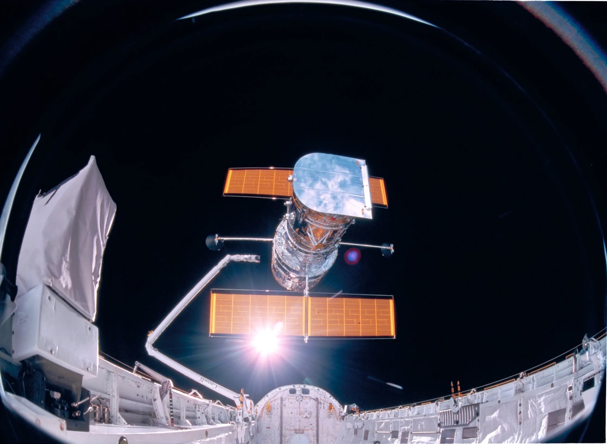 Imax photographs hubble space telescope