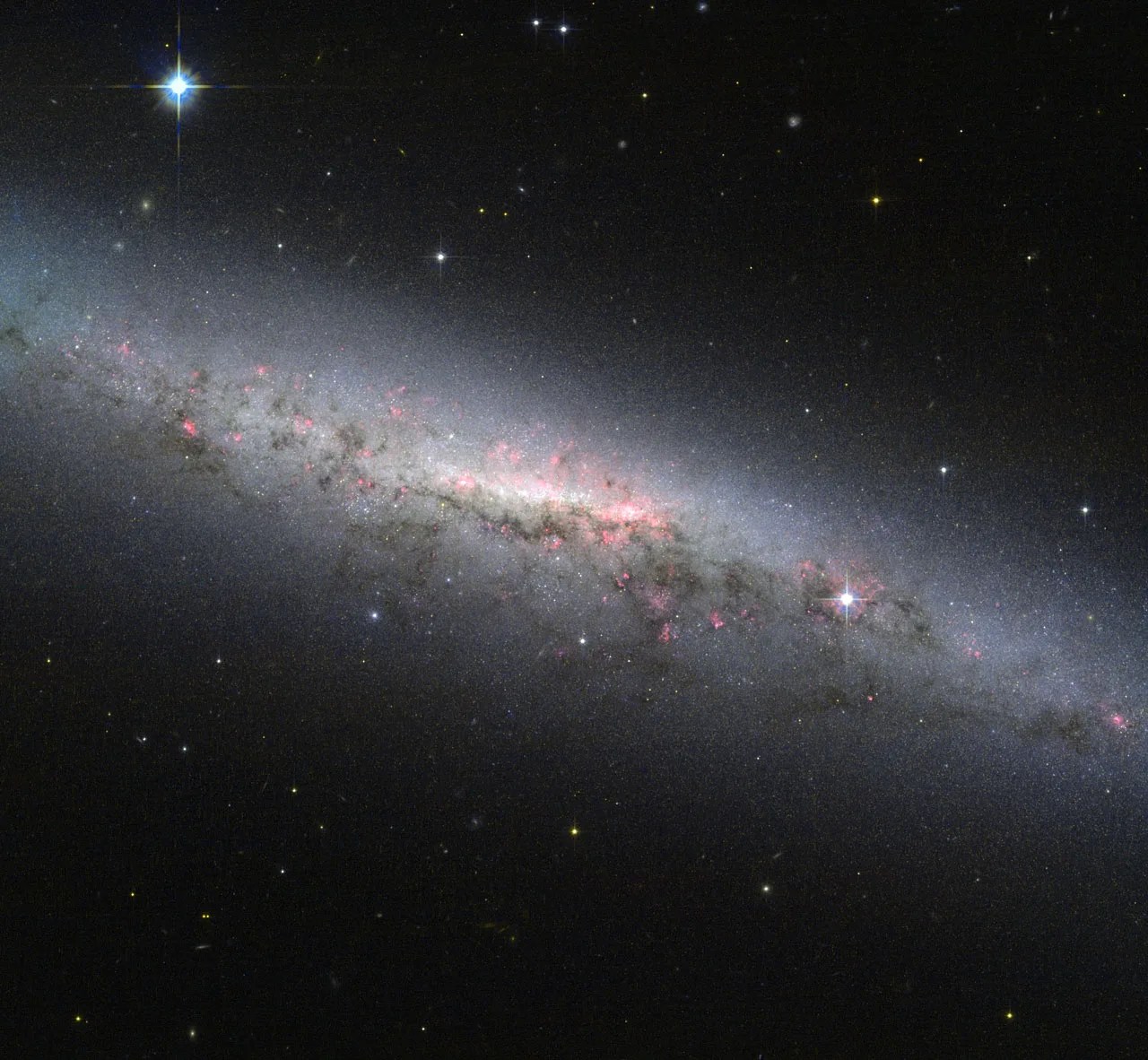 Hubble Sees NGC 7090 - An actively star-forming galaxy