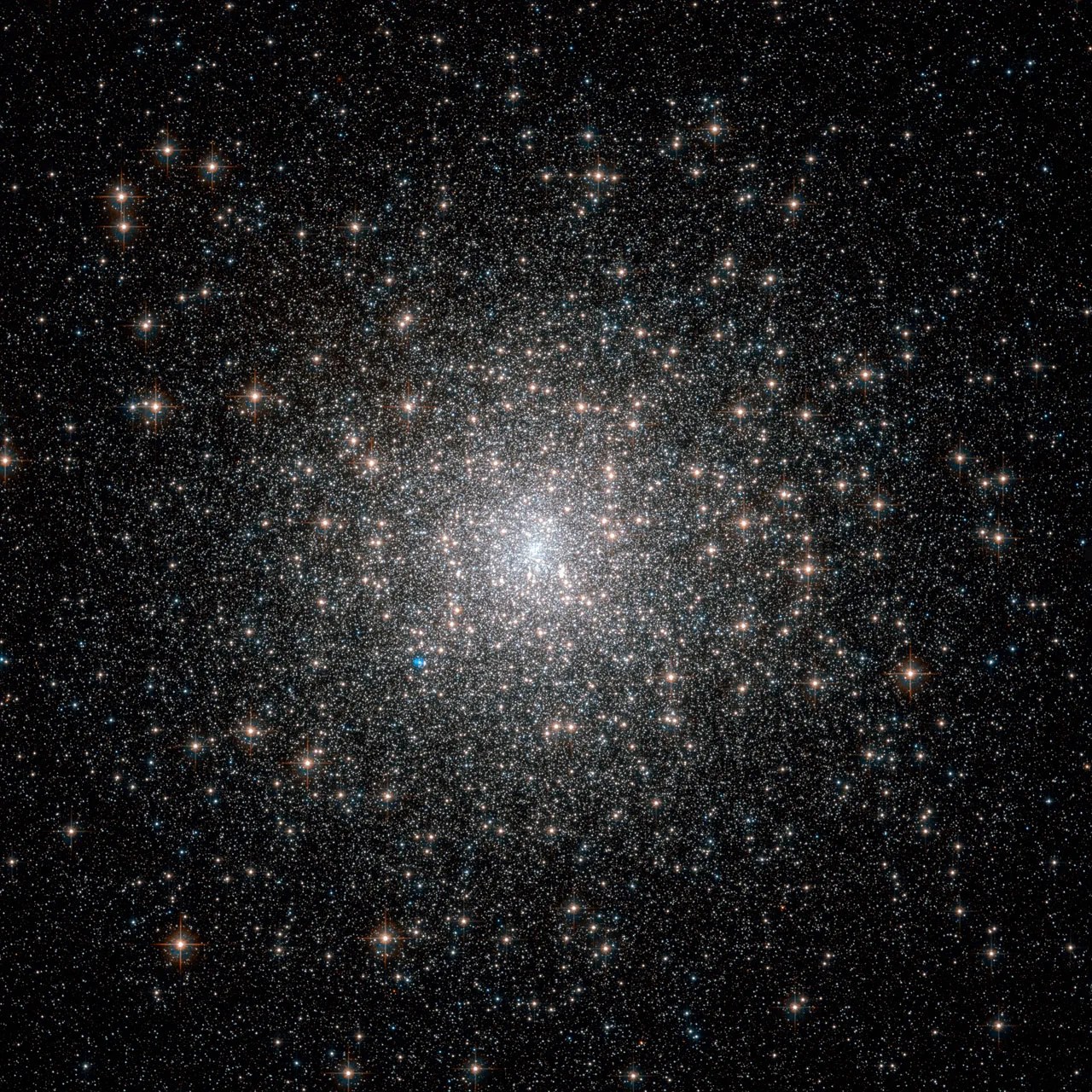 Hubble view of M15