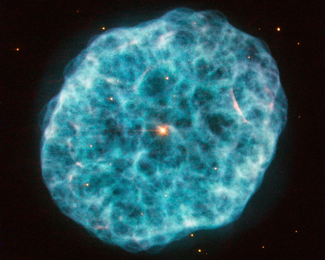 Hubble image of planetary nebula ngc 1501