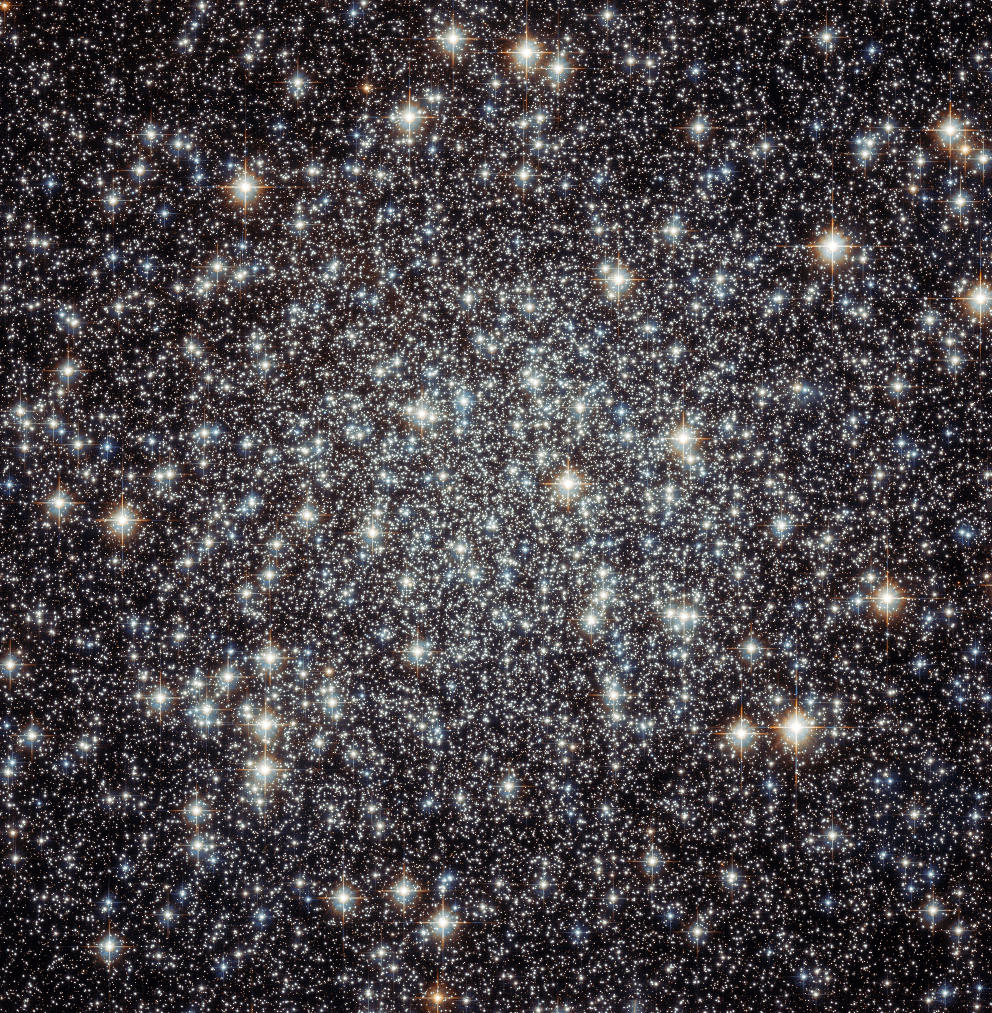 The center of globular cluster M22 with its thousands of stars.