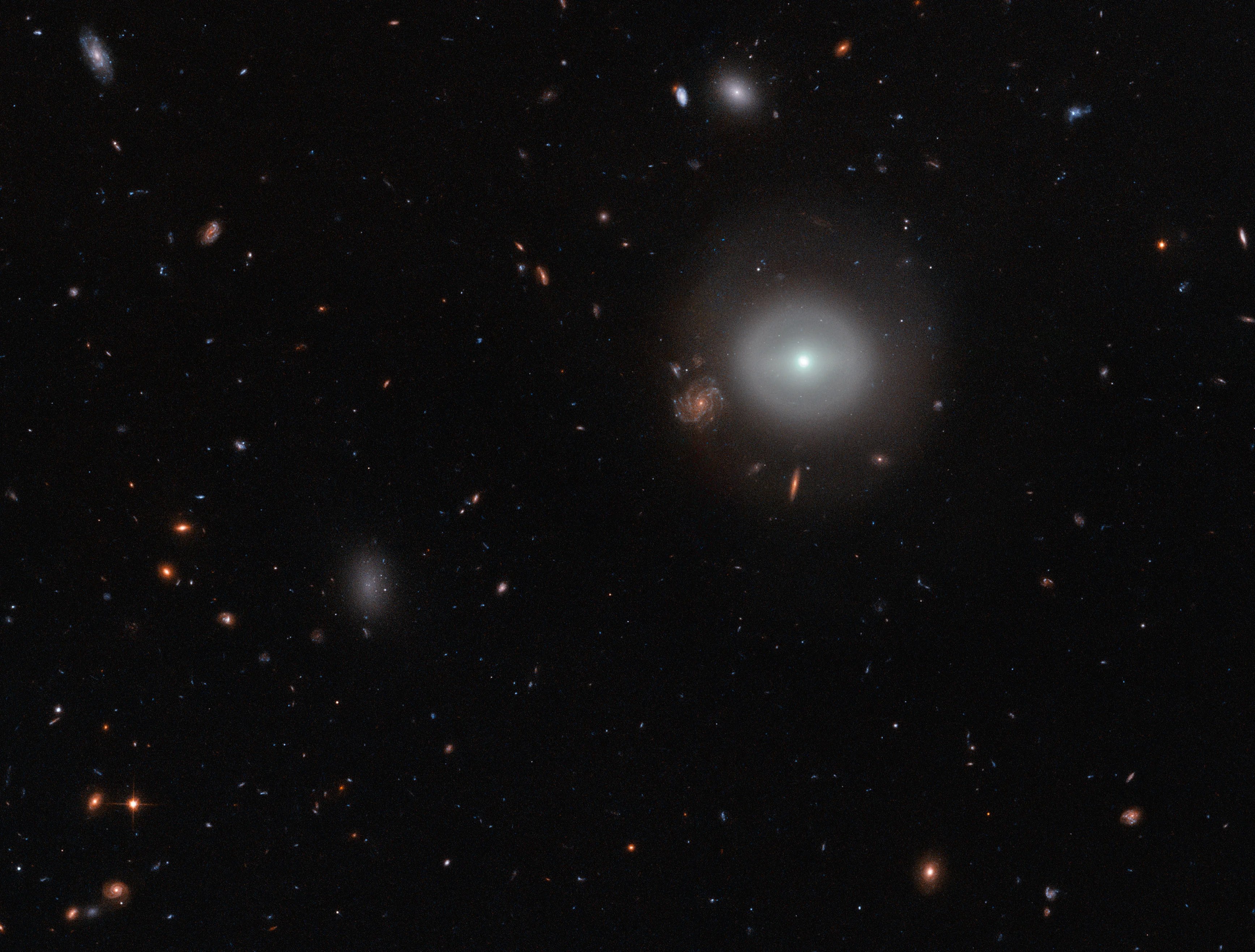 Hubble image of outskirts and core of PGC 83677