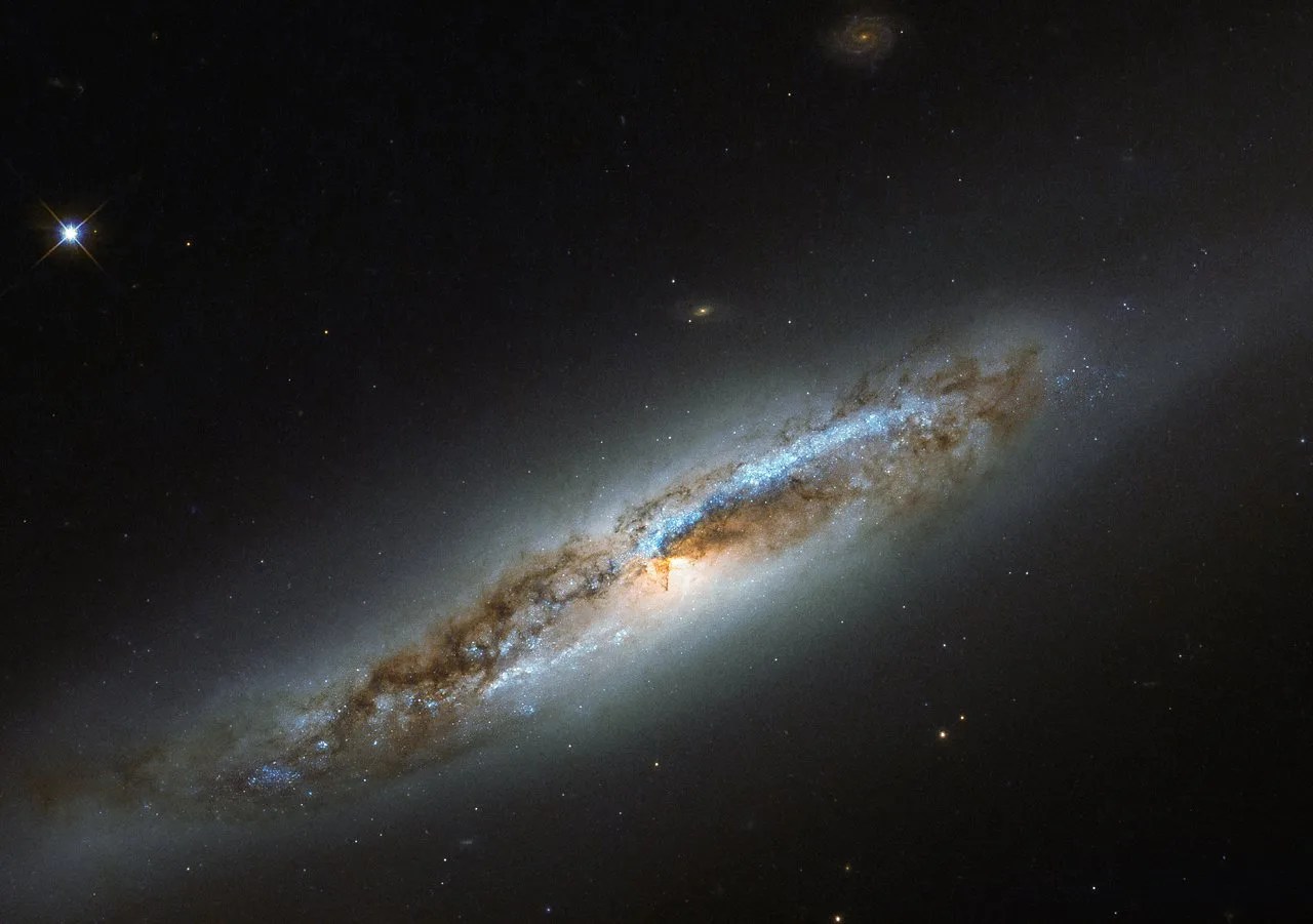 Diagonal edge-on spiral galaxy with dark portions