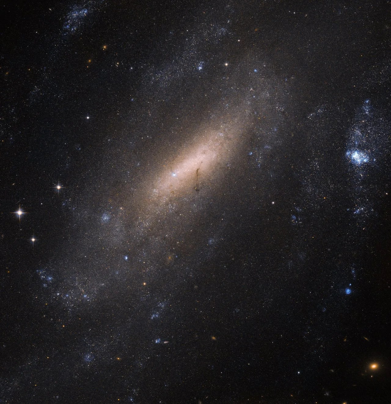 Diagonal spiral galaxy, oblique