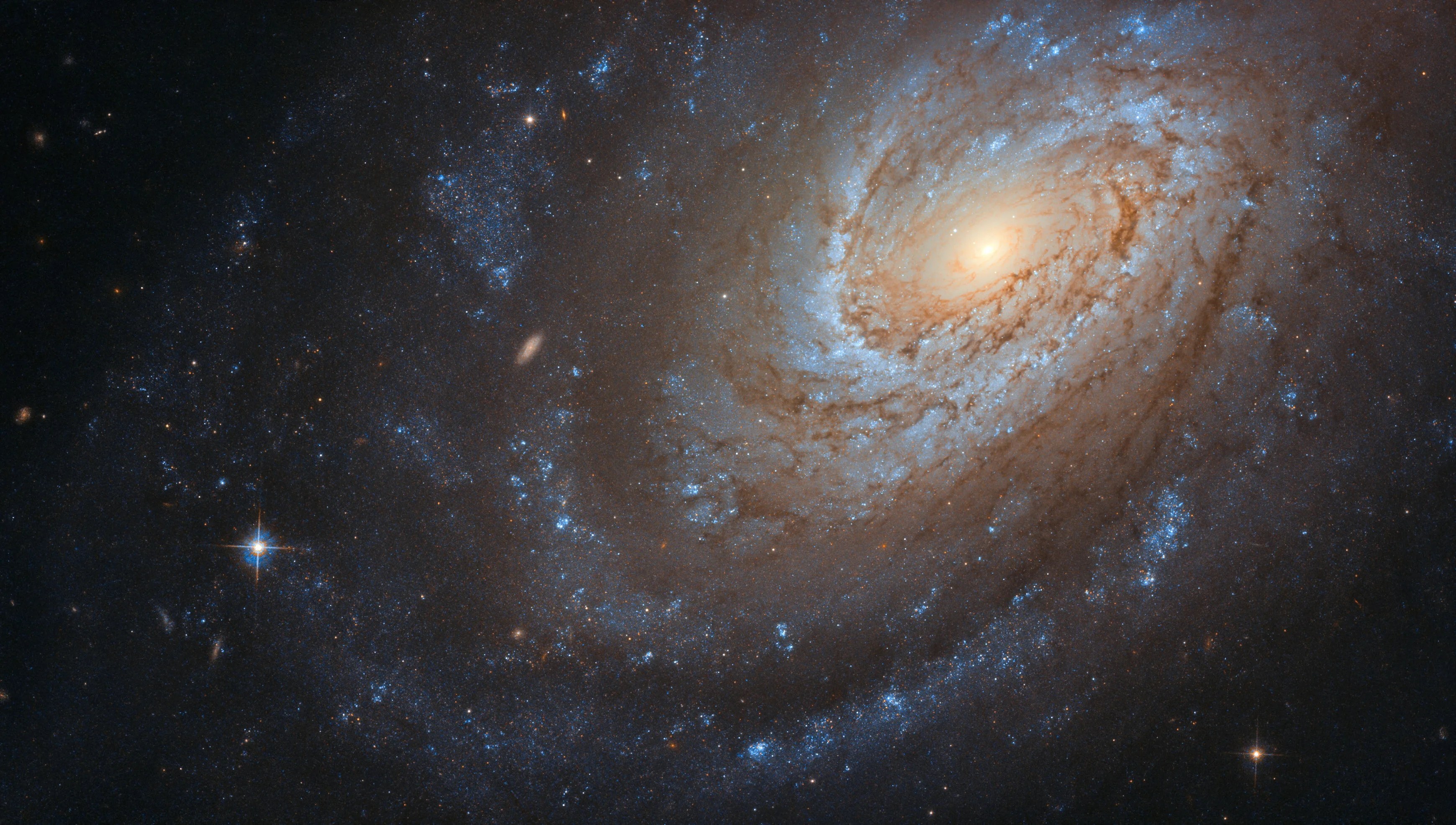Hubble image of spiraling ngc 4651 galaxy