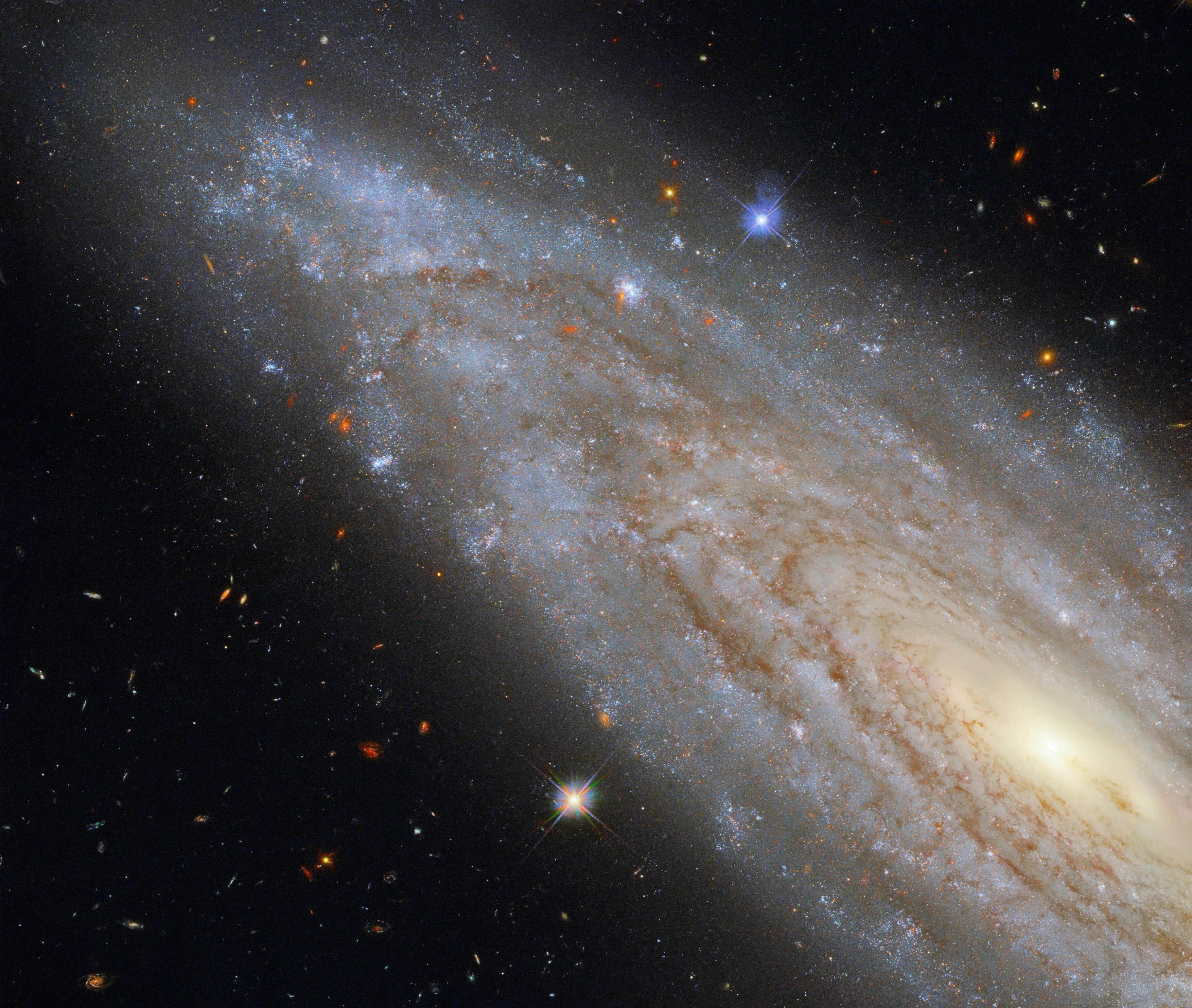 This image shows the spiral galaxy ngc 3254, observed using hubble's wide field camera 3 (wfc3).