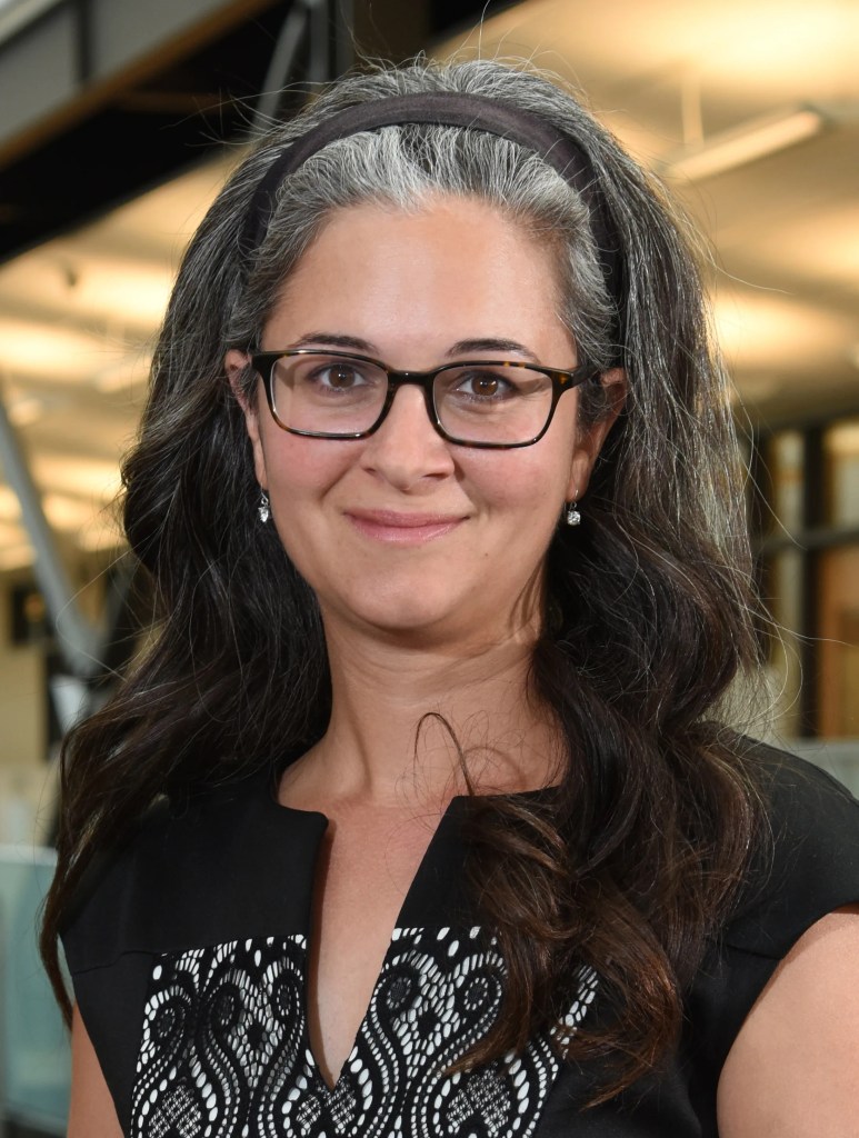 Dr. Noël Bakhtian