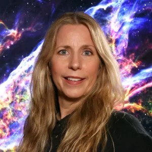 The headshot image of Michelle Belleville