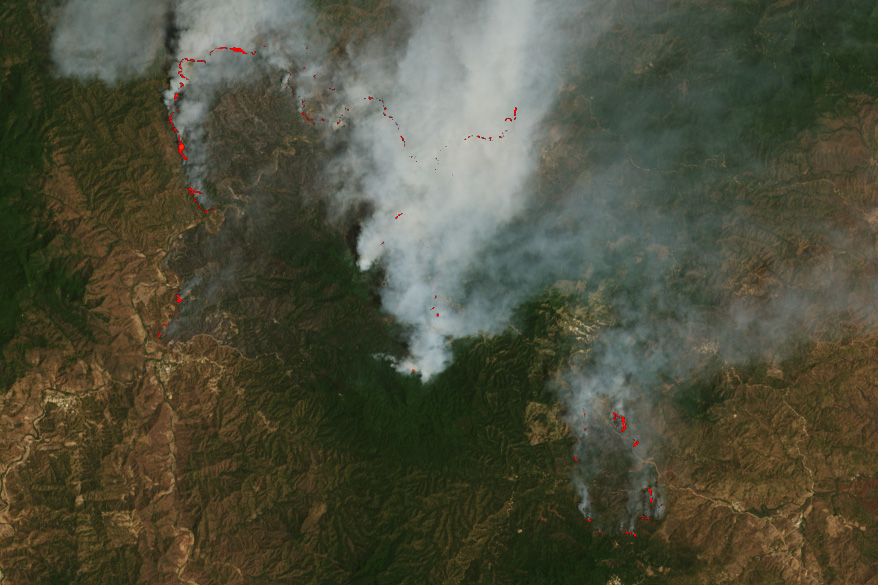 This image shows smoke billowing from one such fire near the border of neighboring states Oaxaca (west) and Chiapas (east) in southern Mexico. The OLI-2 (Operational Land Imager-2) on Landsat 9 acquired the image at about 10:30 a.m. local time (16:30 Universal Time) on March 27, 2024. The image is natural color (bands 4-3-2) overlaid with pixels from a false-color image to emphasize hot spots associated with the fire front.