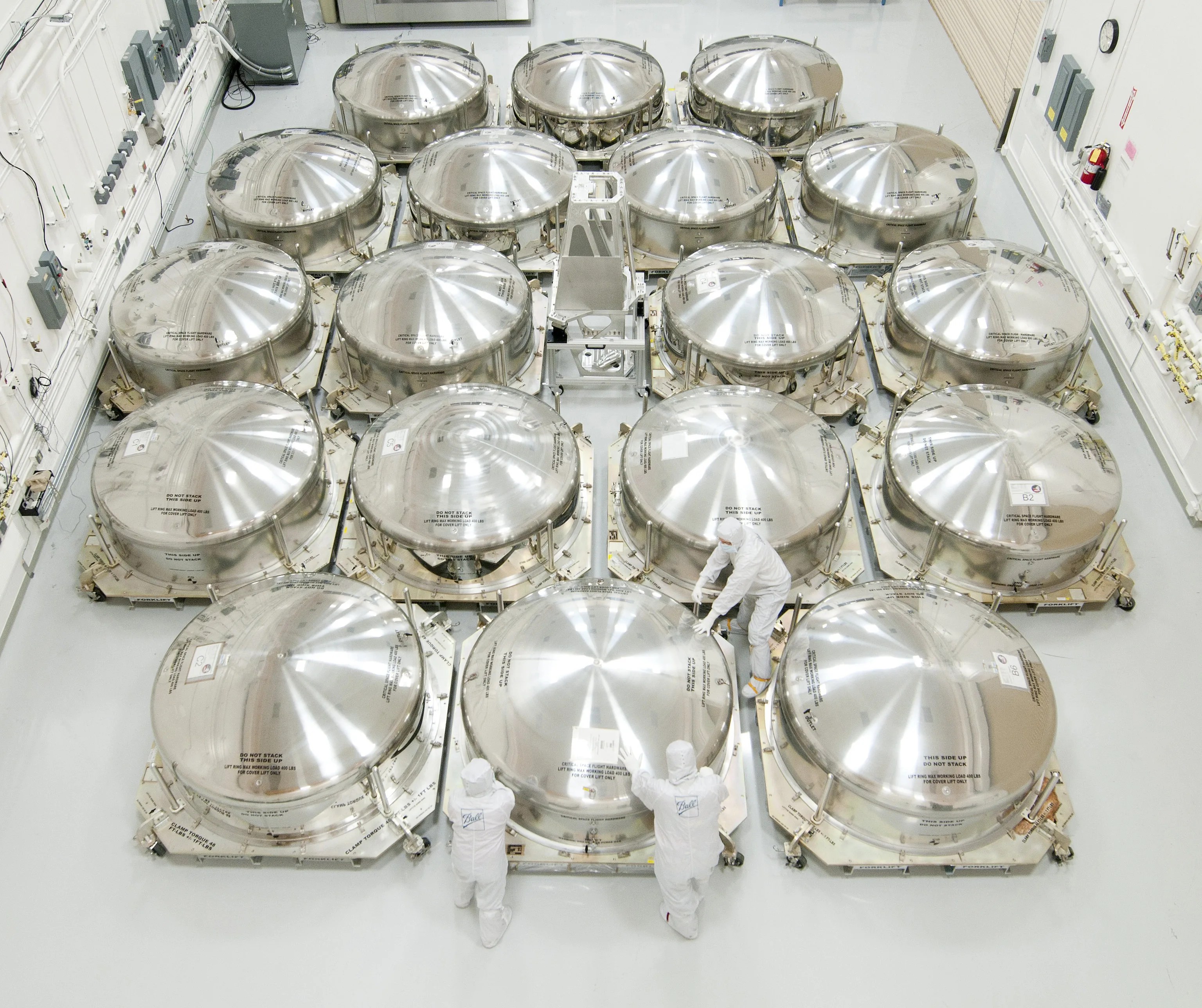An image of the powerful primary mirrors of the James Webb Space Telescope