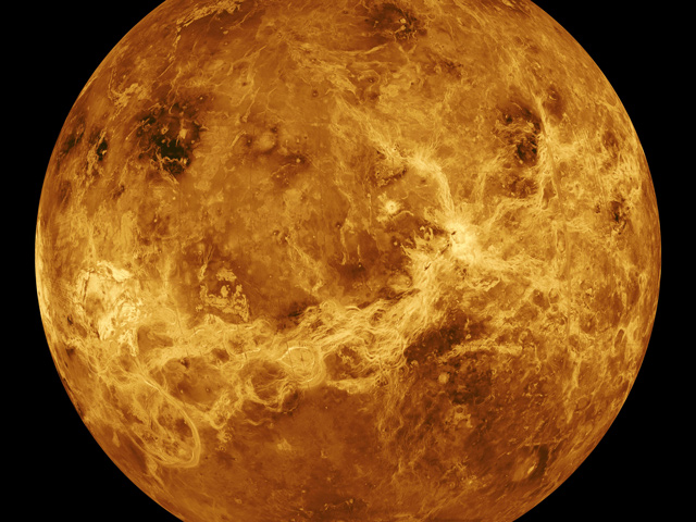 Venus Spins Backwards Compared to Earth! 🪐