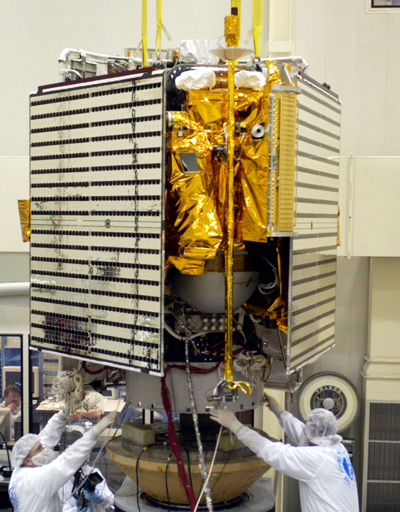 MESSENGER spacecraft ready for a vibration test