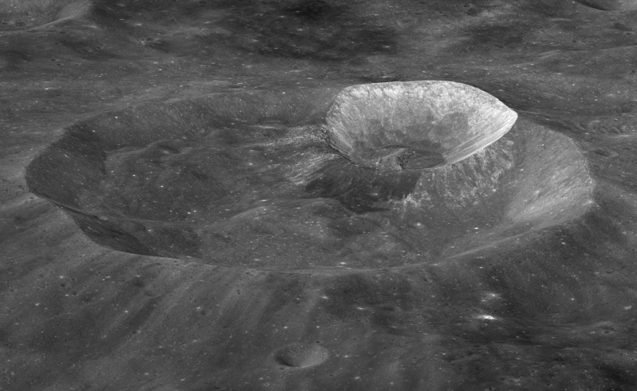 Double impact crater on the Moon