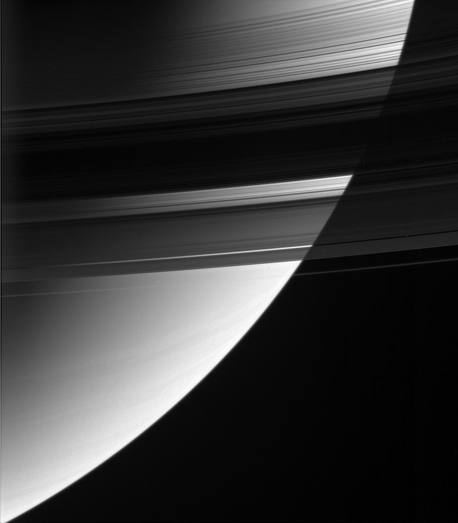 An image of Saturn through the rings.