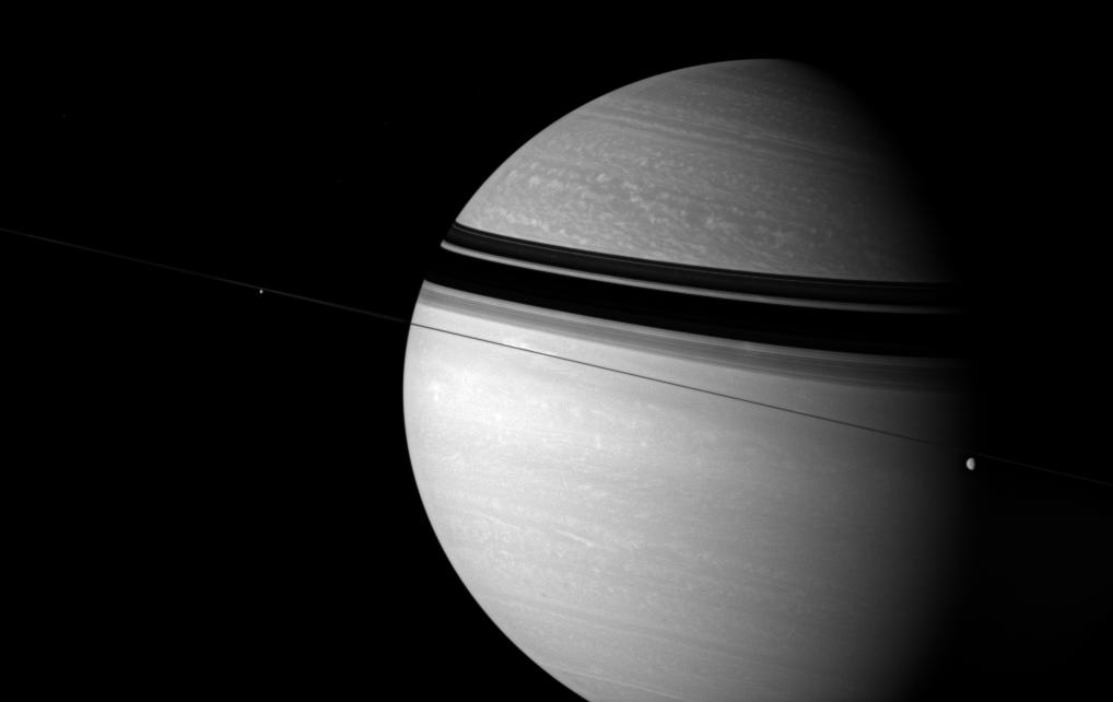 Spellbinding Saturn