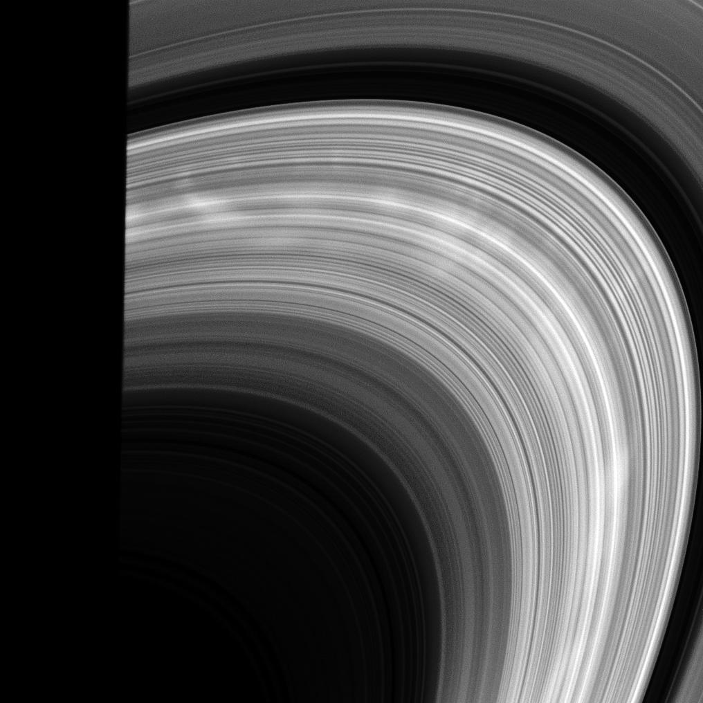 Bright spokes on Saturn's rings