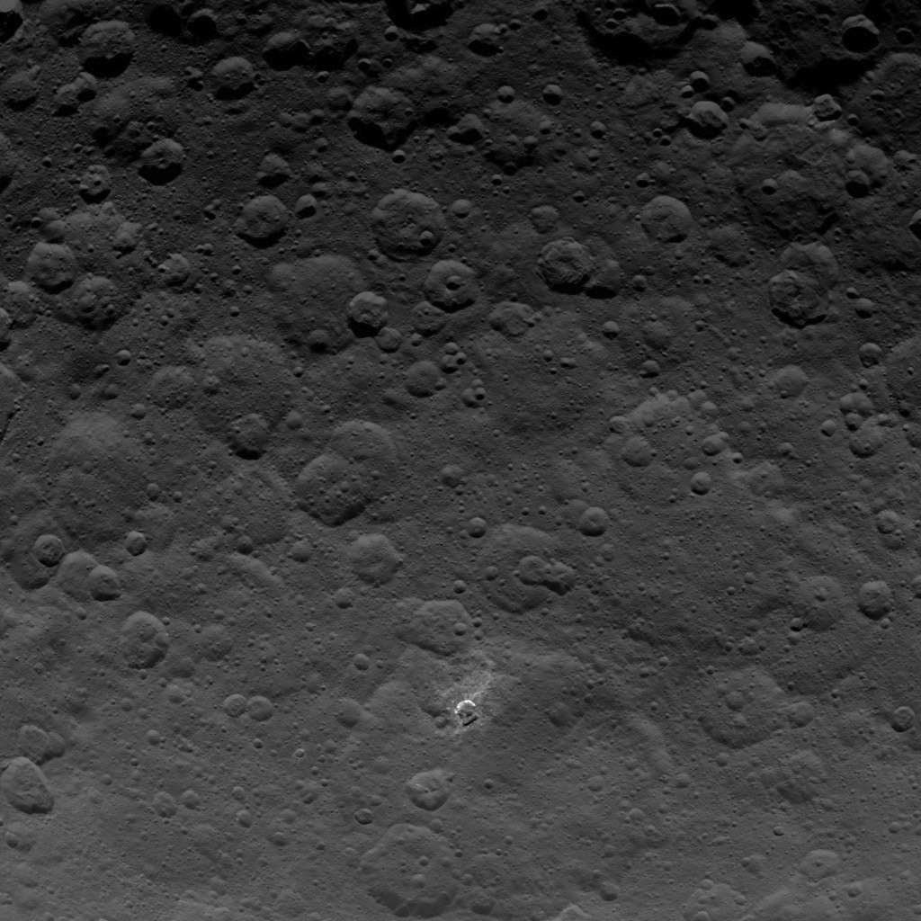 Dawn Survey Orbit Image 25