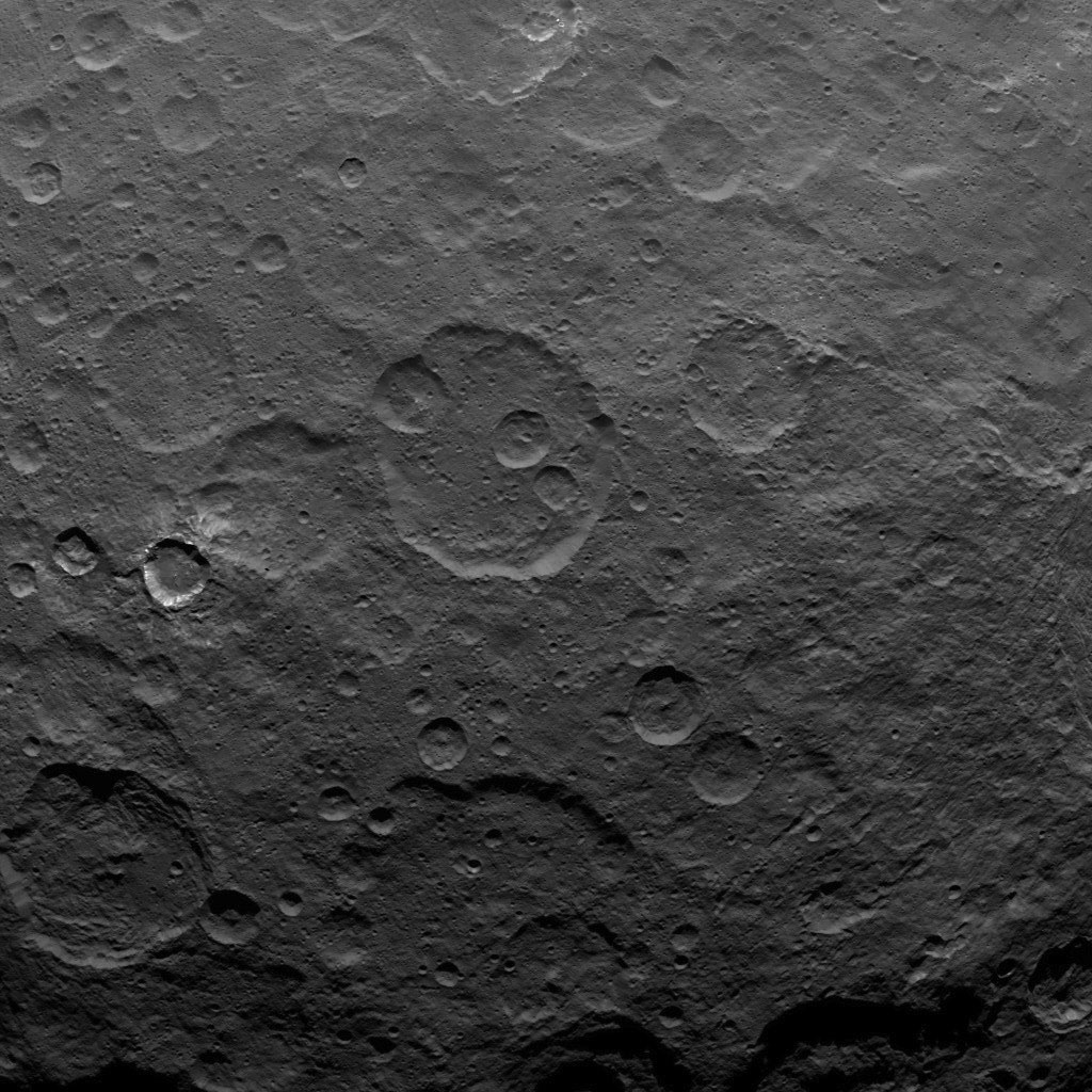 Dawn Survey Orbit Image 39