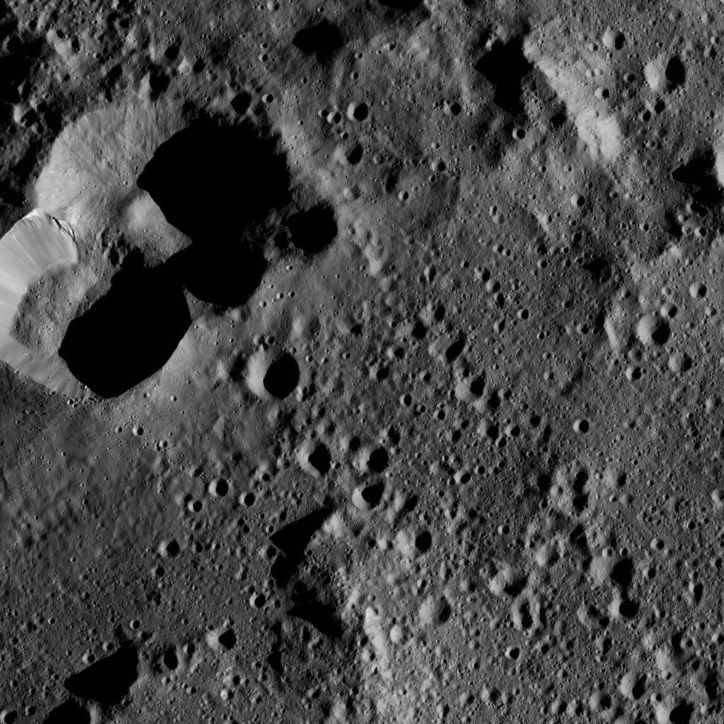 Dawn LAMO Image 174 - NASA Science
