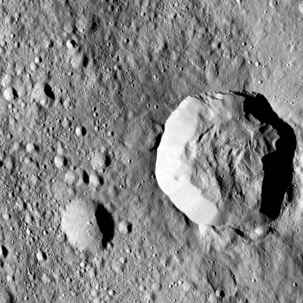 Flow Around a Crater on Ceres - NASA Science