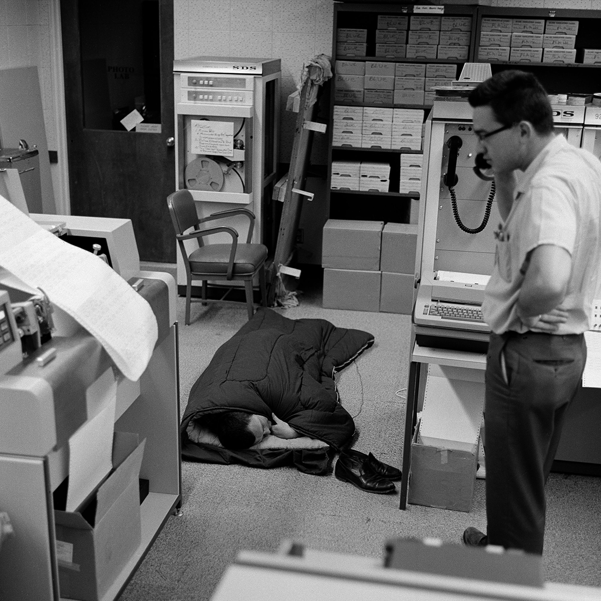working-long-hours-on-mariner-4
