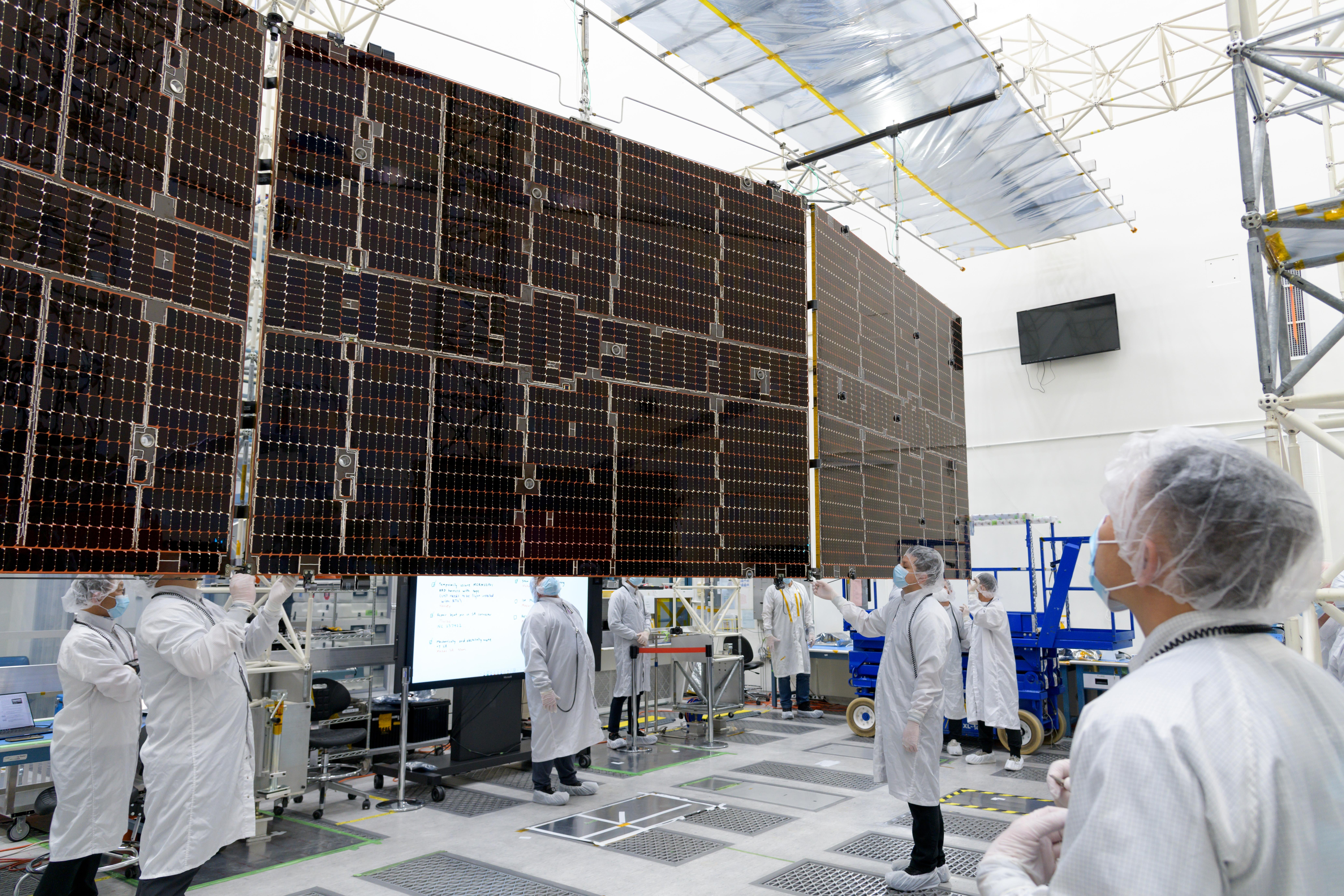 Unfolding Psyche's Giant Solar Arrays - NASA Science