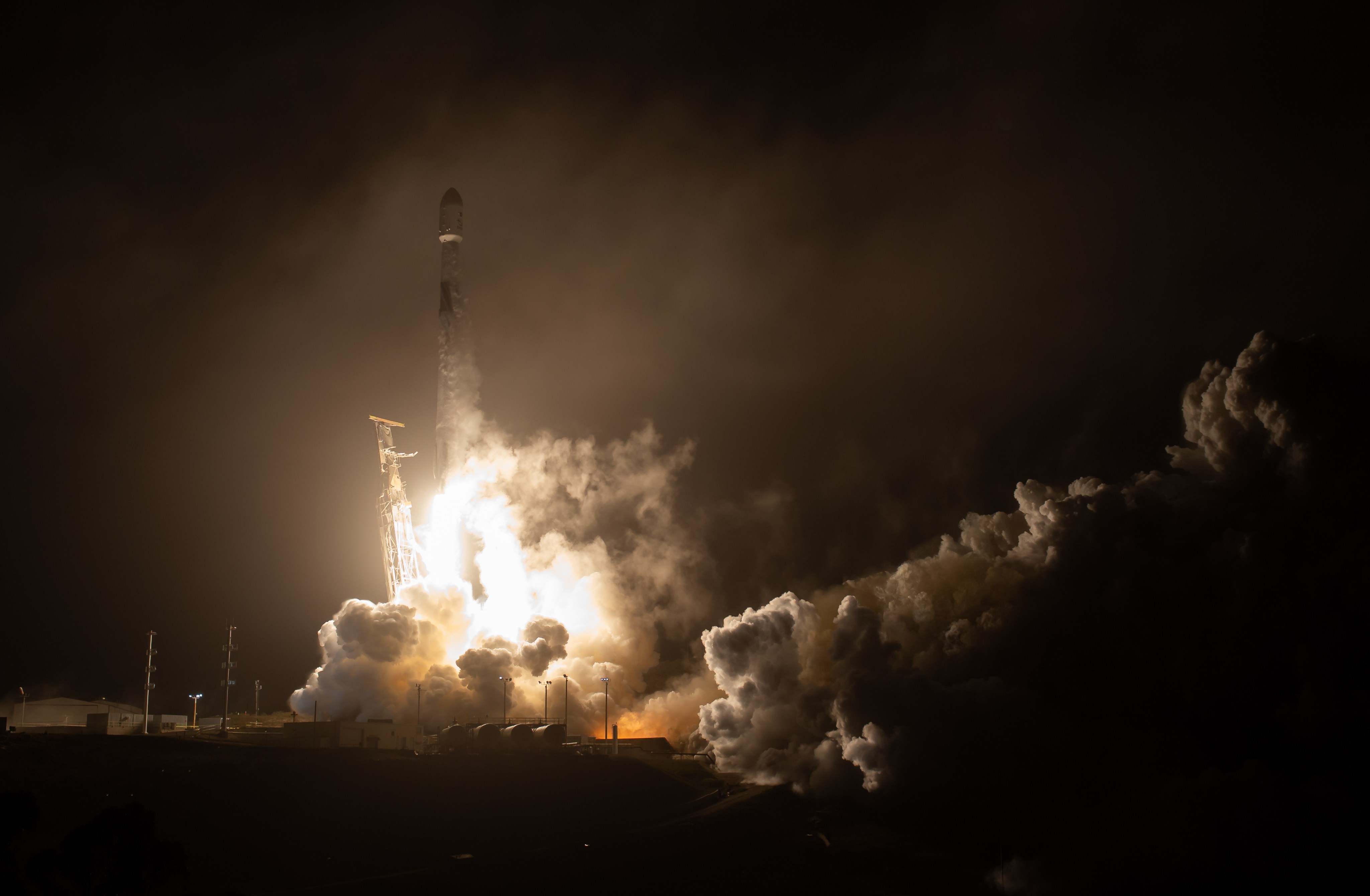 A SpaceX Falcon 9 rocket lifts off from Space Launch Complex 4 at Vandenberg Space Force Base in California on Nov. 24, 2021, carrying NASA&rsquo;s Double Asteroid Redirection Test (DART) spacecraft. Liftoff was at 1:21 a.m. EST.
