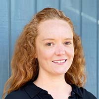 Portrait photo of a smiling woman