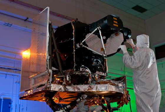 The Operational Land Imager (OLI) is being built by the Ball Aerospace and Technologies Corporation. The Ball contract was awarded in July 2007. OLI improves on past Landsat sensors using a technical approach demonstrated by a sensor flown on NASA’s experimental EO-1 satellite. OLI is a push-broom sensor with a four-mirror telescope and 12-bit quantization. OLI will collect data for visible, near infrared, and short wave infrared spectral bands as well as a panchromatic band. It has a five-year design life. Credit: NASA/GSFC/Landsat.
