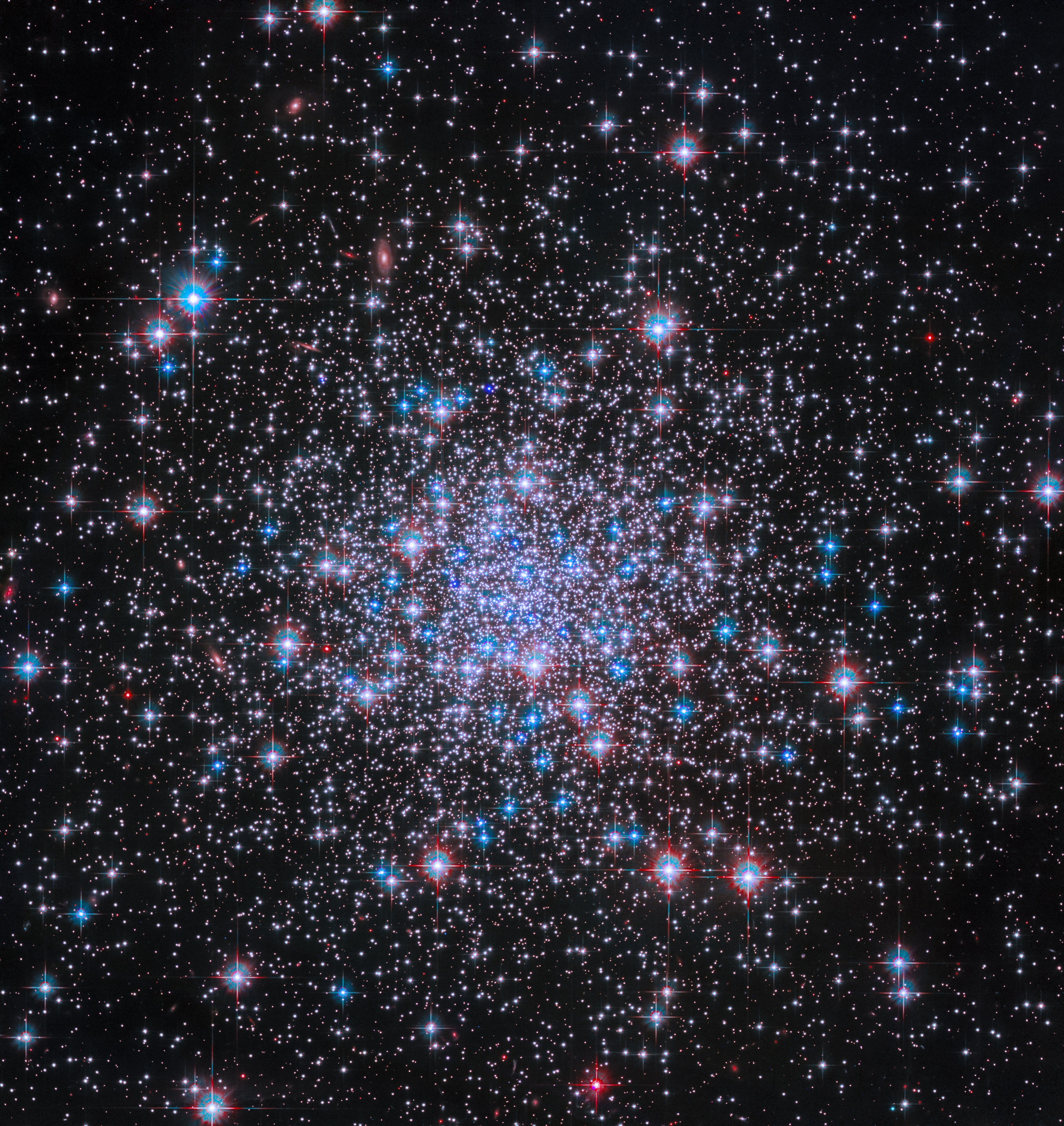Stars Sparkle in New Hubble Image - NASA Science