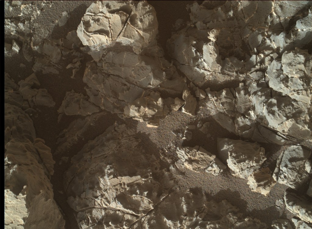 Sols 1934-1936: Science at Location 